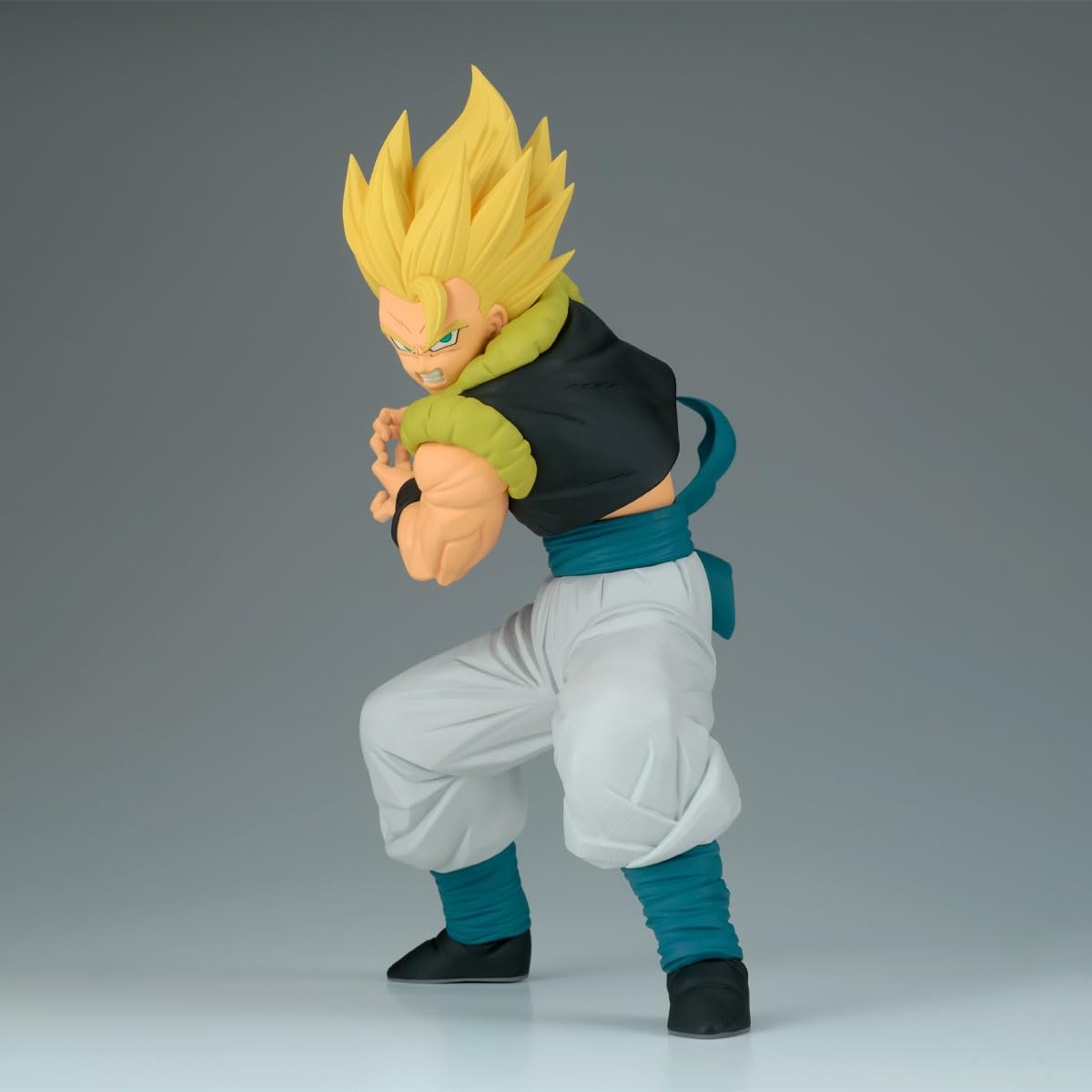 Gogeta, view 3