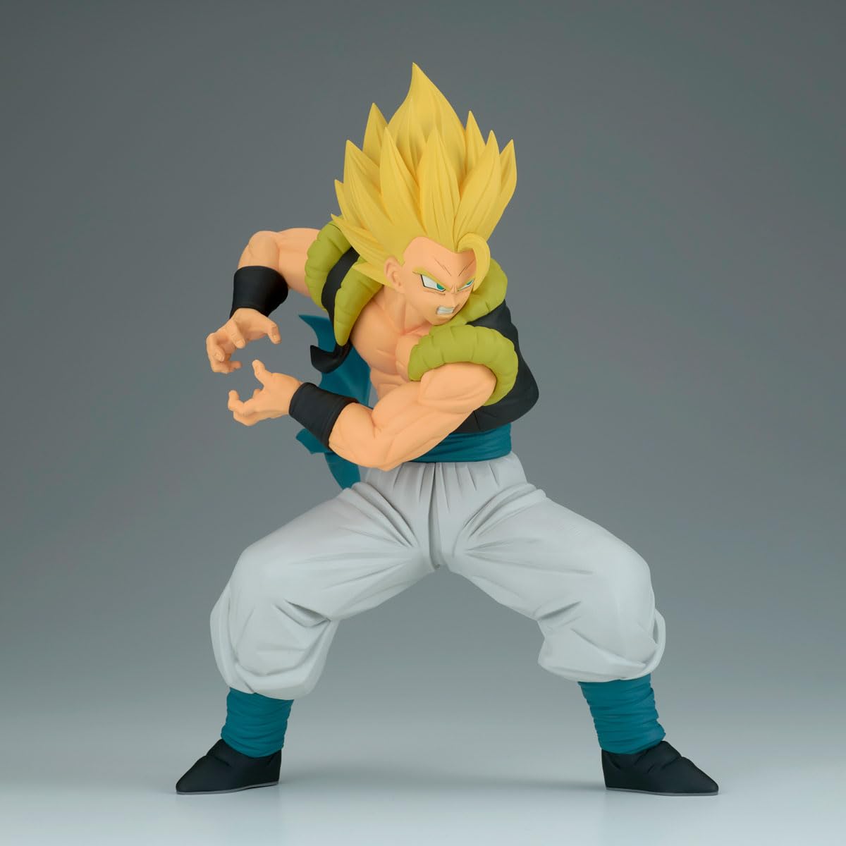 Gogeta, view 4