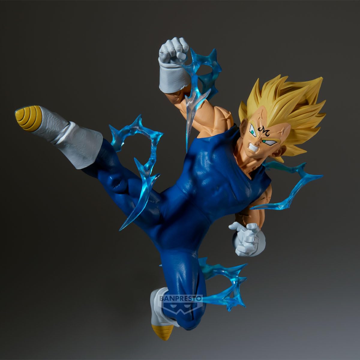 Majin Vegeta (vs Super Saiyan 2 Son Goku), view 3
