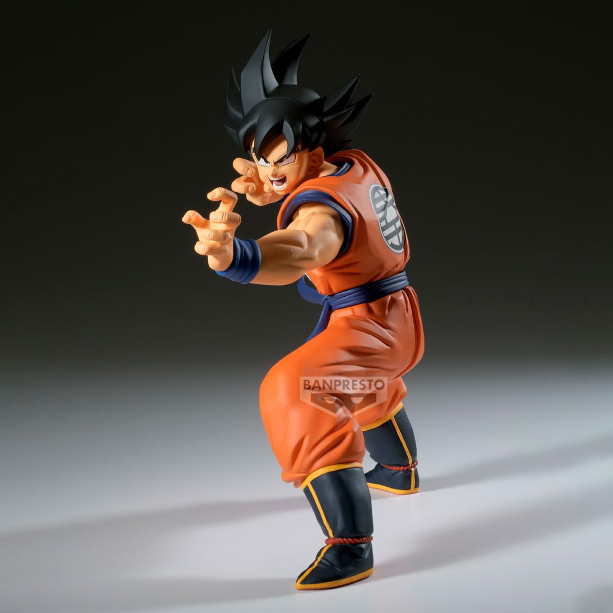 Son Goku (vs Frieza), view 4