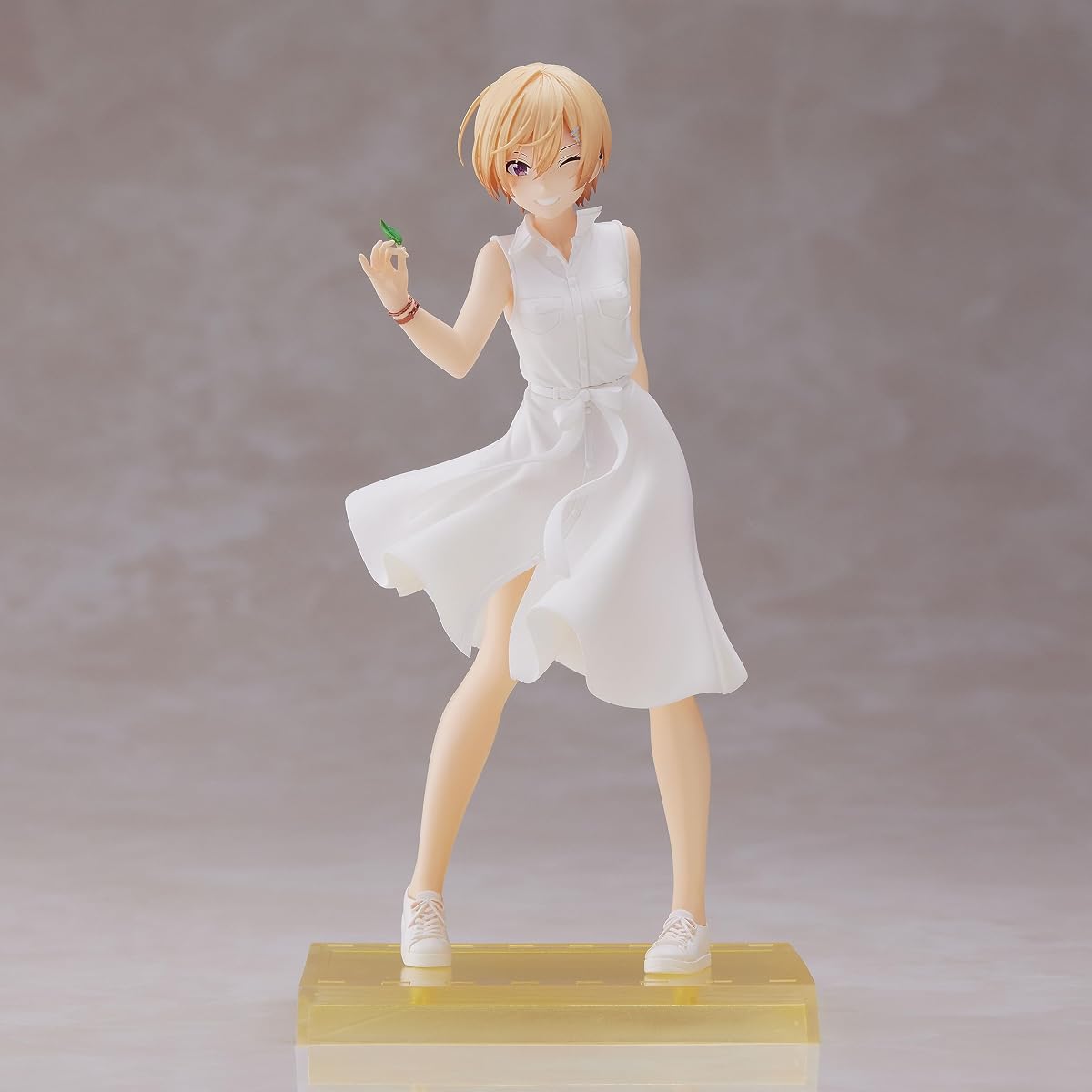 Emotional Lens - Juri Saijo Statue Medium, view 3