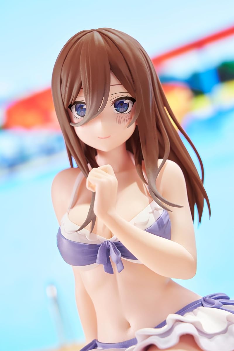 Miku Nakano, view 5